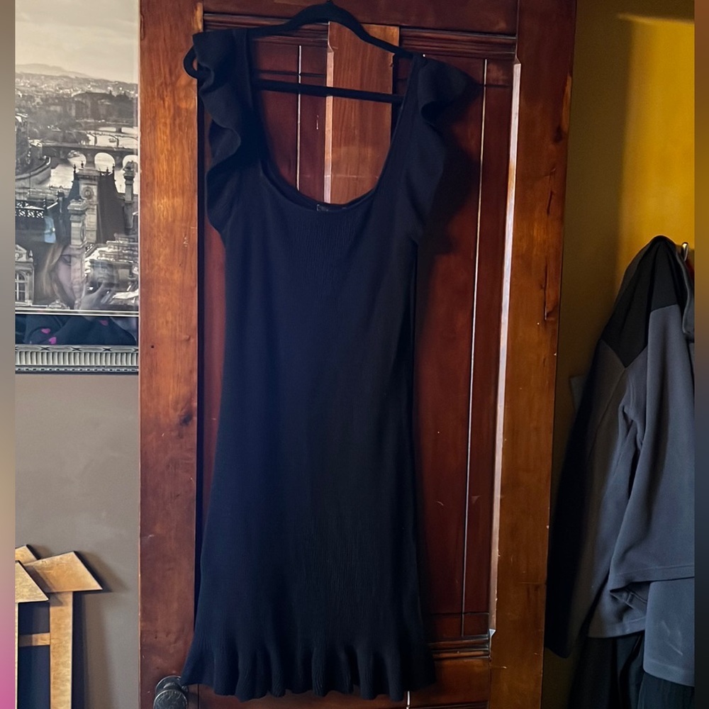 House of Harlow 1960 Black Knit Ruffle Sleeve Dress